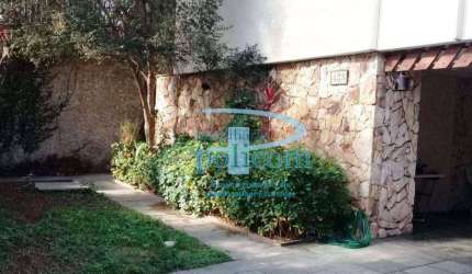 Casa com piscina
