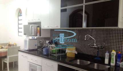 Casa com 4 suítes