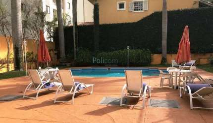 Bela casa em condomínio