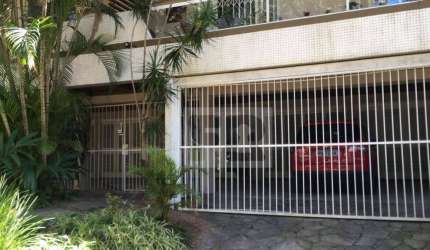 Excelente Casa em condomínio, de 3 Dorm. c/ 4 Vagas de Garagem, Bela Vista, Porto Alegre/RS, 281m² Privativos.