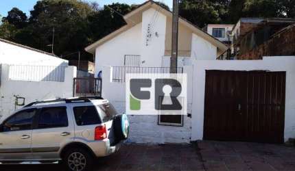 Casa com 2 dormitórios à venda- Sabará - Porto Alegre/RS
