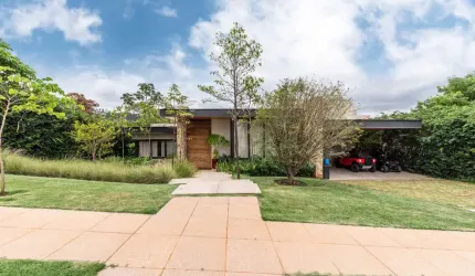 Casa no condomínio Fazenda Dona Carolina para venda com 4 quartos, 452m²