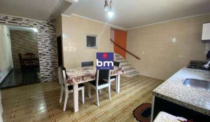 Sobrado à venda em Embu das Artes, Jardim Santa Tereza, com 3 quartos, com 216 m²