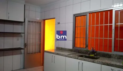 Sobrado à venda em São Paulo, Jardim São Jorge, com 3 quartos, com 217 m²
