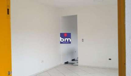 Casa para alugar em São Paulo, Parque Regina, com 2 quartos, com 80 m²