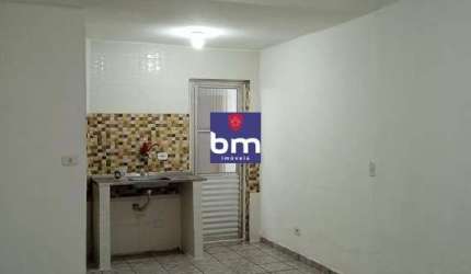 Casa para alugar em São Paulo, Vila das Belezas, com 1 quarto, com 40 m², Condomínio Vianna