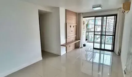 Apartamento com 3 quartos para alugar no Condomínio Park Premium