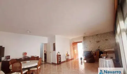 CASA PRÓXIMA AO METRÔ VILA SÔNIA! 420M² DE TERRENO