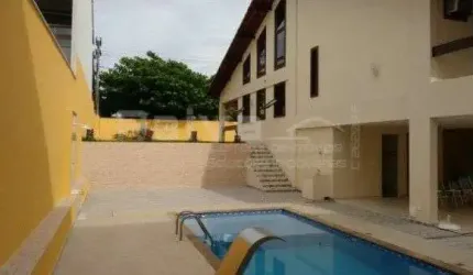 Excelente Casa  a 150 metros da Praia com terreno de 700m@ e área de 340m² construída