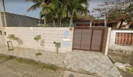 Casa com 2 quartos à venda no Balneário Tupy, Itanhaém  por R$ 550.000