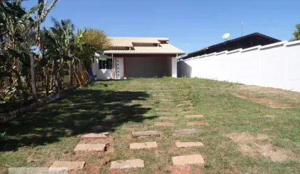 Chácara com 2 dormitórios para alugar, 1000 m² por R$ 3.600,01/mês - Parque Ana Helena - Jaguariúna/SP