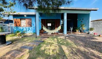 Casa com 2 quartos à venda na Opala, 148, Rainha do Mar, Xangri-Lá por R$ 420.000