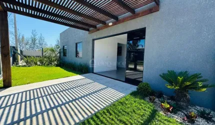 Casa com 2 quartos à venda na Rua San Conrado, 1337, Atlântida Sul (Distrito), Osório por R$ 559.990