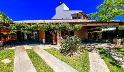 Casa com 3 quartos à venda na Luiz Alberto Saft, 326, Atlântida, Xangri-Lá por R$ 1.300.000