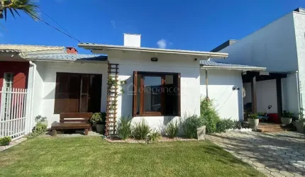 Casa com 3 quartos à venda na Itapema, 1036, Atlântida Sul (Distrito), Osório por R$ 850.000