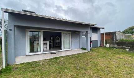 Casa com 1 quarto à venda na Rene Descarte, 457, Arpoador, Xangri-Lá por R$ 375.000