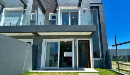 Casa em condomínio fechado com 3 quartos à venda na Louis Pasteur, 432, Arpoador, Xangri-Lá por R$ 790.000