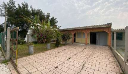 Casa em condomínio fechado com 3 quartos à venda na Das Camélias, 333, Noiva Do Mar, Xangri-Lá por R$ 455.000