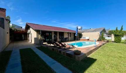 Casa com 4 quartos à venda na Avenida Ana Paula, 304, Arpoador, Xangri-Lá por R$ 895.000