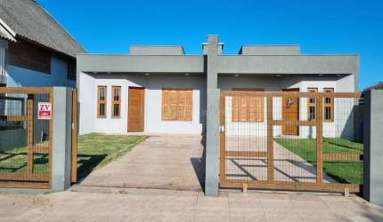 Casa com 2 quartos à venda na Amazonita, 178, Rainha do Mar, Xangri-Lá por R$ 320.000