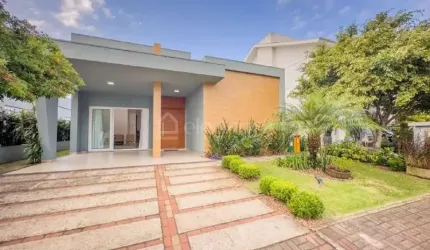 Casa em condomínio fechado com 4 quartos à venda na Rua Rio Divisa, 750, Centro, Xangri-Lá por R$ 1.600.000