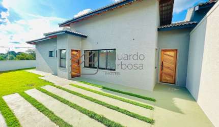 Casa à Venda em Atibaia/SP