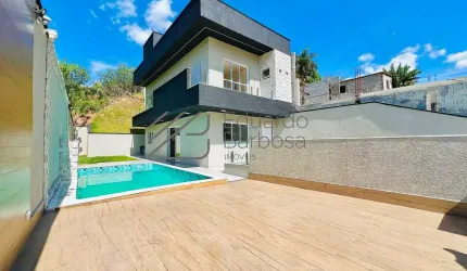 Sobrado Top à Venda em Mairiporã/SP