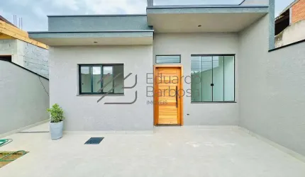 Casa à Venda em Atibaia/SP