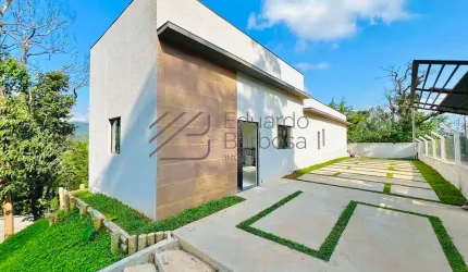 Casa à Venda em Atibaia/SP
