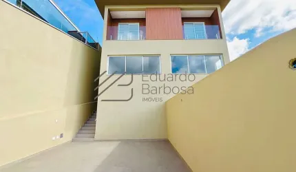 Sobrado com Piscina em Atibaia/SP