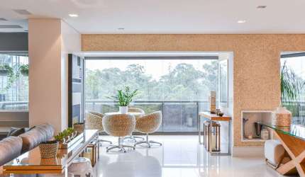 Atraente apartamento tipo para venda com 3 quartos, sendo 3 suítes, 244m²
