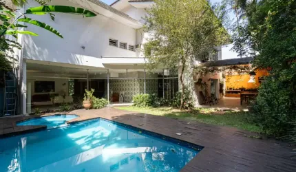 Espetacular casa tipo para venda com 4 quartos, sendo 4 suítes, 480m²
