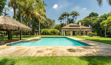 Casa no condomínio Sítios De Recreio Gramado para venda com 5 quartos, sendo 2 suítes, 1,130m²