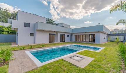 Casa no condomínio Condomínio Terras de Santa Teresa para venda com 3 quartos, sendo 3 suítes, 315m²