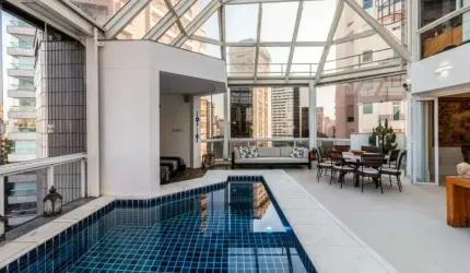 Elegante cobertura para venda com 4 quartos, sendo 4 suítes, 544m²