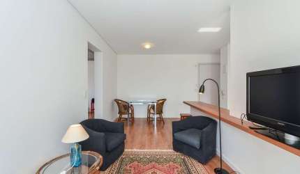 Confortável apartamento tipo para venda com 2 quartos, sendo 1 suíte, 66m²