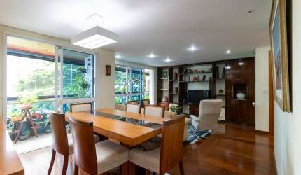 Versátil apartamento tipo para venda com 3 quartos, sendo 3 suítes, 149m²