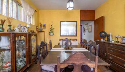 Versátil casa tipo para venda com 3 quartos, 209m²