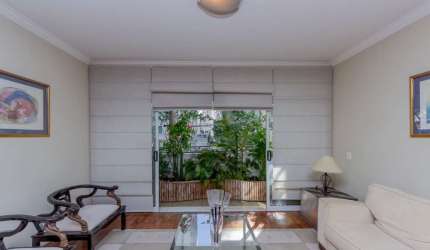 Aconchegante apartamento tipo para venda com 2 quartos, sendo 1 suíte, 108m²
