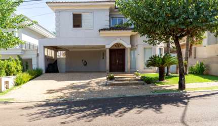Casa no condomínio Guaporé 1 para venda com 4 quartos, sendo 4 suítes, 499m²