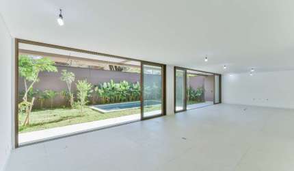 Casa no condomínio Condomínio Casa Flora Badra para venda com 4 quartos, sendo 4 suítes, 620m²