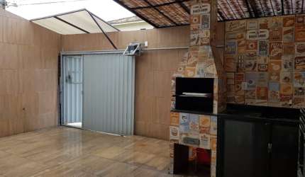 Vendo Casa 3/4 Buraquinho
