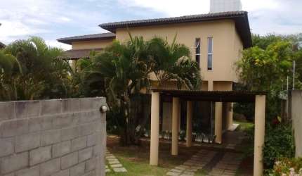 Vendo Casa 3 suítes - Rua pública