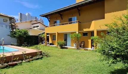 Vendo Linda Casa com Área Frutífera