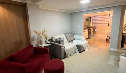 Vendo lindo Apt decorado em Pituacu