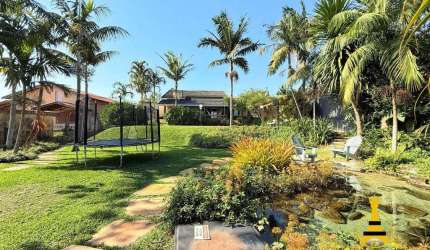 Chácara alto padrão com 3 dormitórios à venda, 1003 m² por R$ 1.460.000 - Nova Suíça - Piracaia/SP