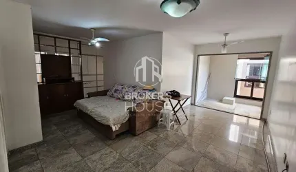 Apartamento à venda, na quadra do mar em Jardim da Penha, Vitória, ES