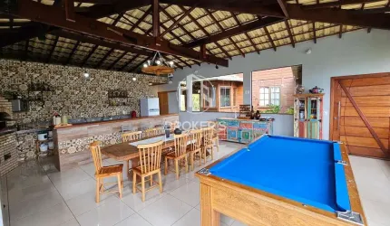 Chácara com casa duplex à venda em  Domingos Martins, ES