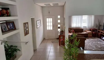 Casa com 3 dormitórios à venda, 276 m² por R$ 1.100.000,00 - Jardim Estoril - Bauru/SP