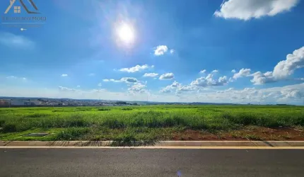 CASA A VENDA EM INDAIATUBA / SP